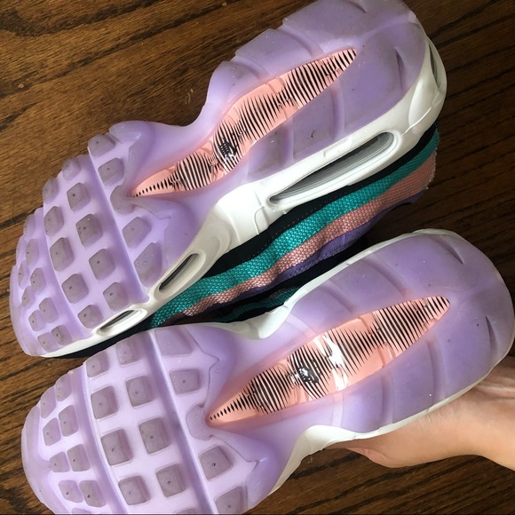 Air Max 95 Have a Nike Day Sneaker - Picture 7 of 8